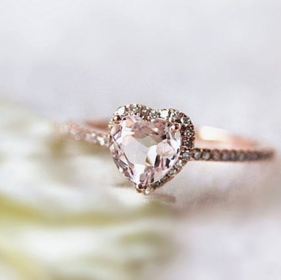 Heart Shape Ring - Picture 5 of 6